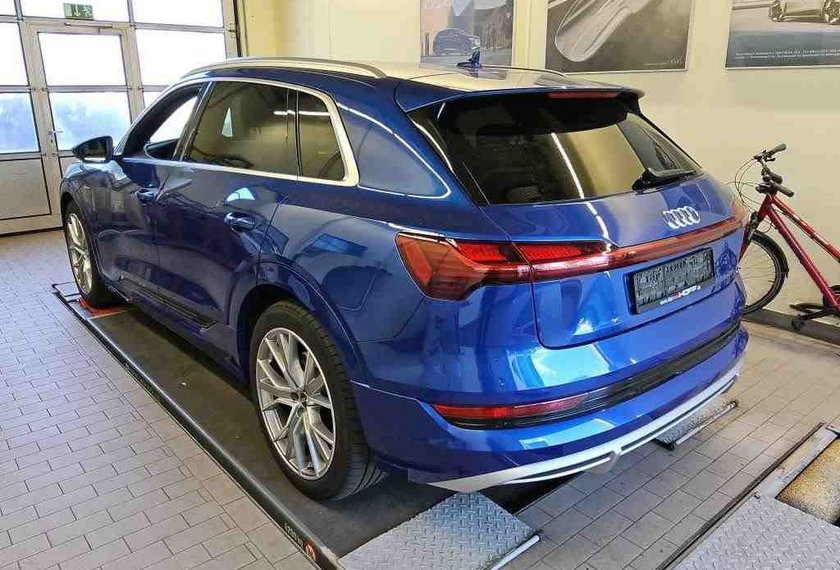 Audi e-tron e-tron 55 QU.S-Line Pano/AHK/21/B&amp;O/Matrix