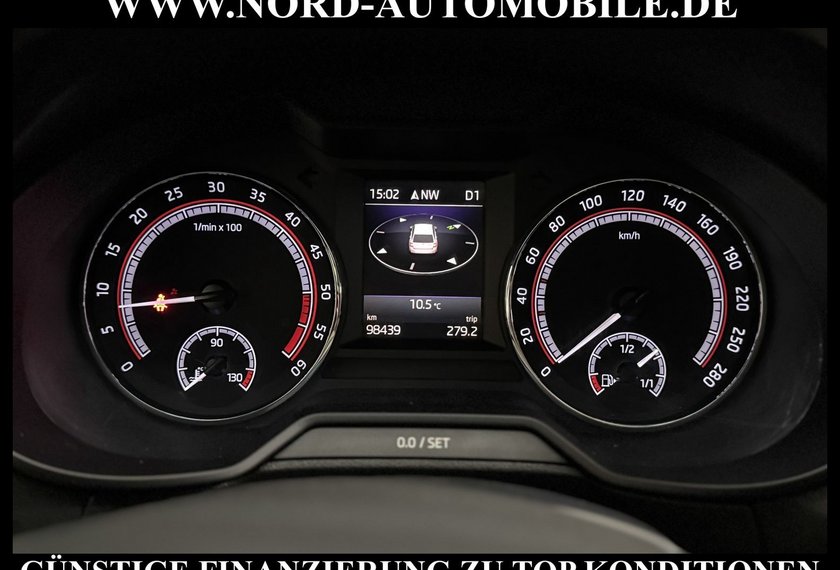 Skoda Octavia Octavia Combi RS 2.0 TDI DSG *LED*AHK*Pano*Kam*