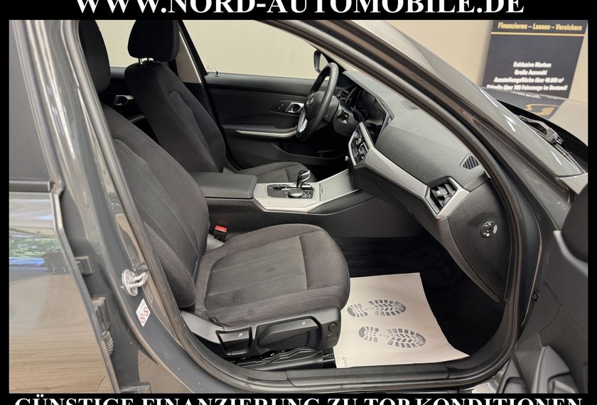 BMW 320 320 d Touring xDrive Advantage *AHK*ACC*LiveCP*