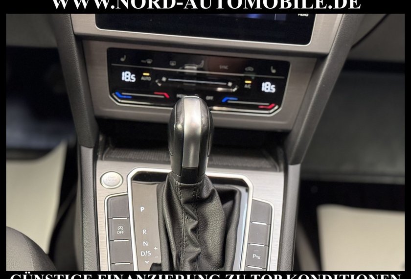 Volkswagen Passat Variant Passat Variant 2.0 TDI DSG AHK/Kamera/Navi/LED C