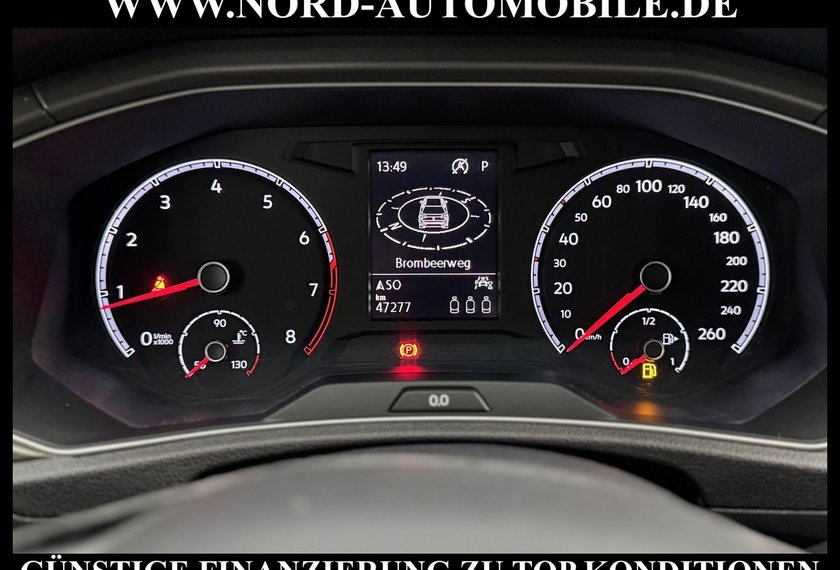 Volkswagen T-Roc T-Roc Style 1.5 TSI DSG Navigation/PDC/17