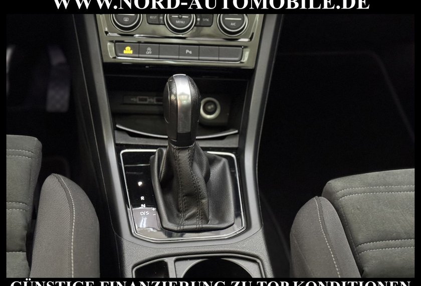 Volkswagen Touran Touran Highline 1.5 TSI DSG Pano/ACC/Navi/LED/17