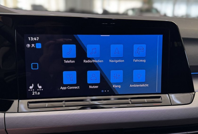 Volkswagen Golf Golf Variant Life 1.5 eTSI DSG AHK/Navi/LED/