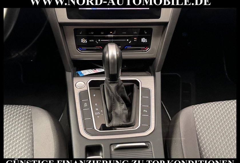 Volkswagen Passat Variant Passat Variant 2.0 TDI DSG AHK/Kamera/Navi/LED