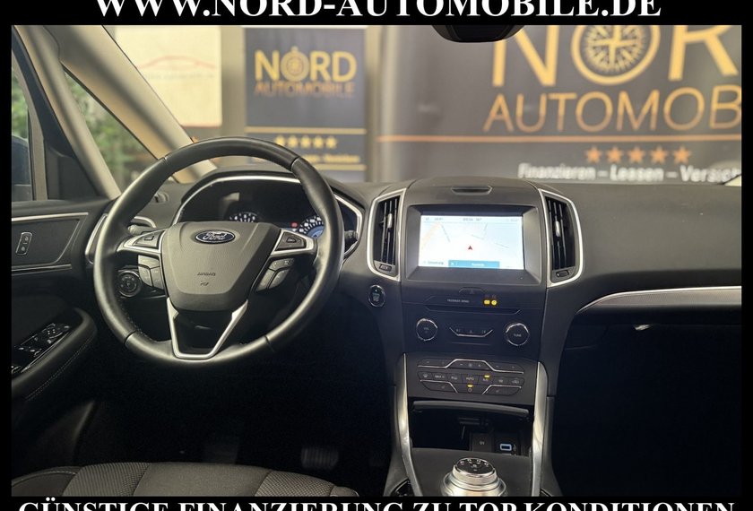 Ford S-Max S-MAX 2.0 EB TITANIUM *190PS*PANO*AHK*UPE:48