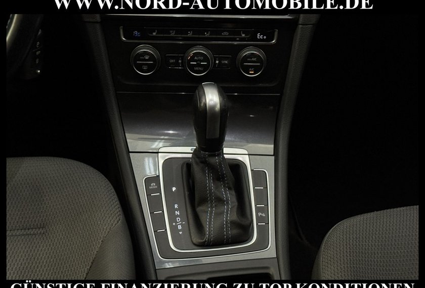 Volkswagen Golf Golf VII Lim. e-Golf *LED*Navi*Klimaauto*CCS*SHZ