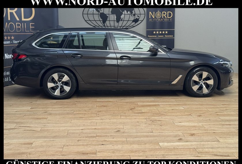 BMW 520 520 d Touring *LED*Navi*AHK*Leder*LiveCP*Kamera*