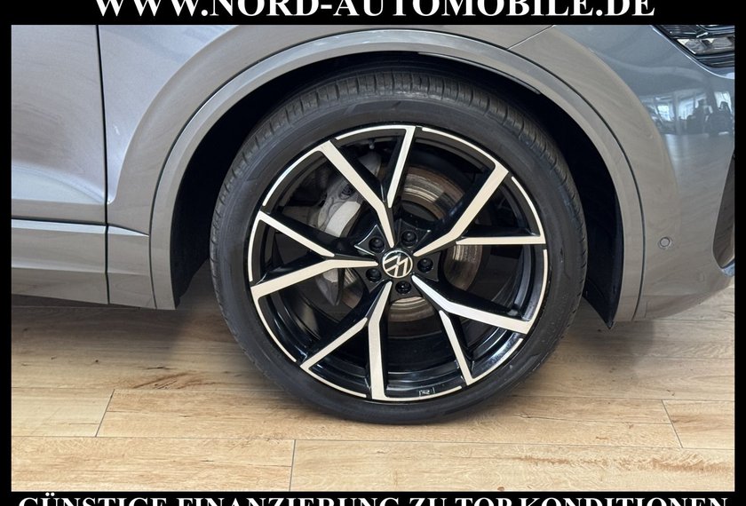 Volkswagen Touareg Touareg 3.0 TDI R-Line Black Style Luft/22/Innov
