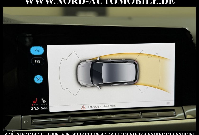 Volkswagen Golf Golf VIII Lim.1.5 eTSI DSG Head-Up/Side&amp;Lane/Nav