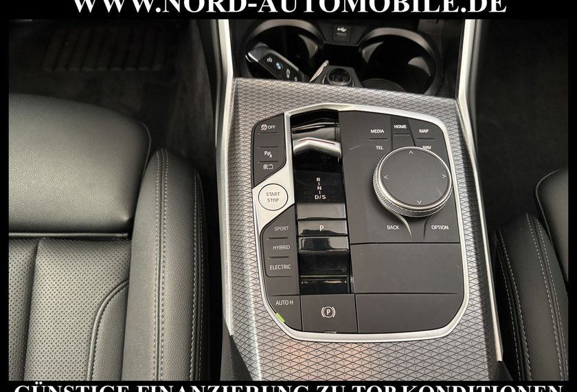BMW 330 330 e Touring xDrive M Sport *CURVED*PANO*HUD*