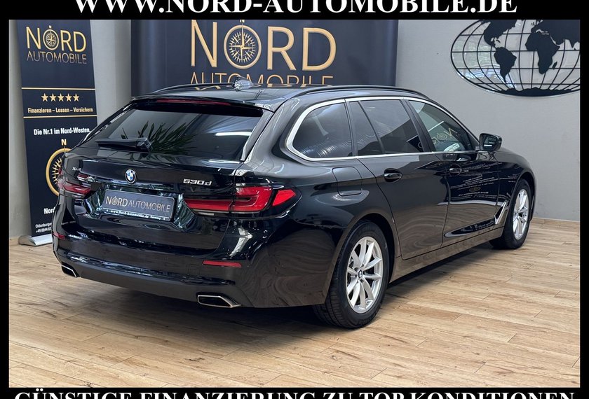BMW 530 530 d Touring xDrive AHK*StHz*Luft*Display*UPE72