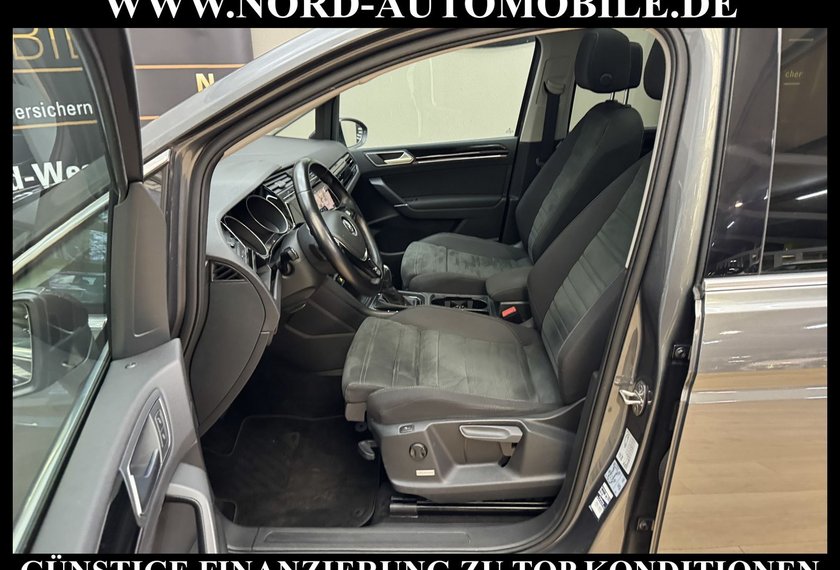 Volkswagen Touran Touran Highline 1.5 TSI DSG Pano/ACC/Navi/LED/17