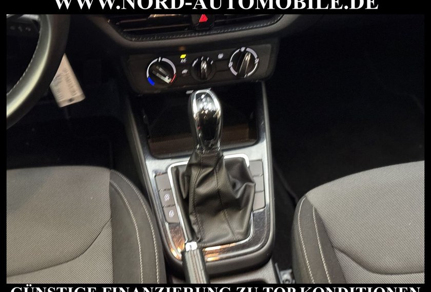 Skoda Fabia Fabia Ambition 1.0 TSI DSG Navi/LED/PDC/