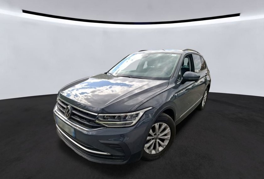Volkswagen Tiguan Tiguan Life 2.0 TDI DSG Kamera/Navi/LED/