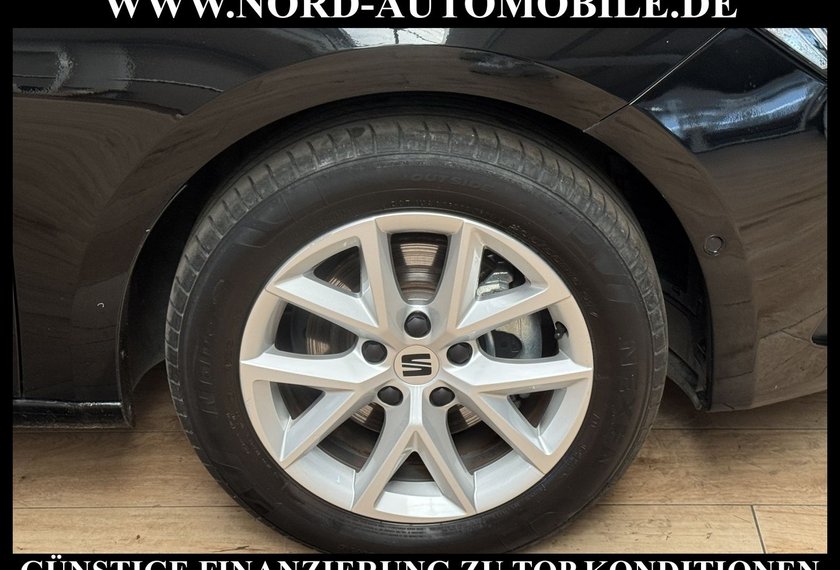 Seat Leon Leon Style 1.5 eTSI DSG Matrix LED/Kamera/Navi/