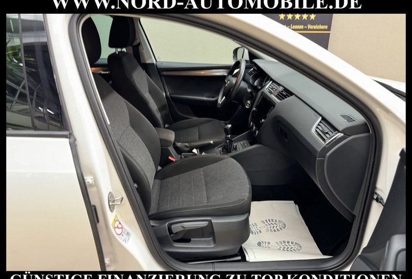 Skoda Octavia Octavia Combi 1.6 TDI Soleil *LED*StHz*ACC*Kamer