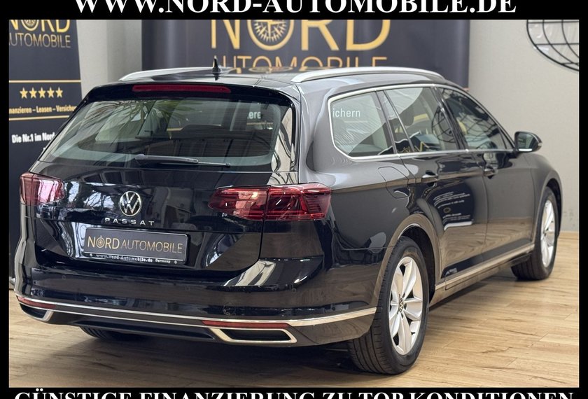 Volkswagen Passat Variant Passat Variant Elegance 2.0 TDI DSG Area View