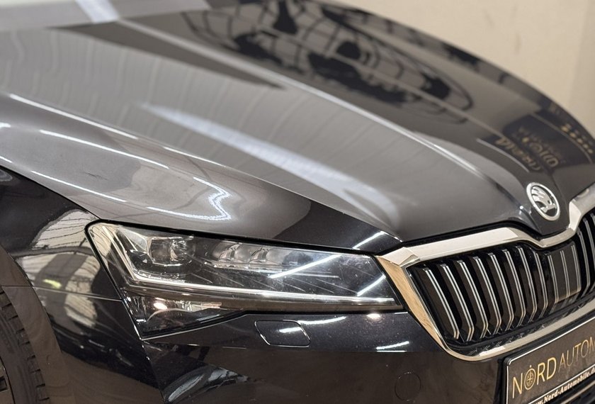 Skoda Superb Superb Combi Laurin &amp; Klement 2.0 TDI AHK/19/ L&amp;