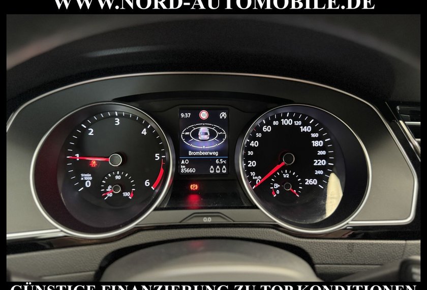 Volkswagen Passat Variant Passat Variant R-Line 2.0 TDI Kamera/Navi/LED