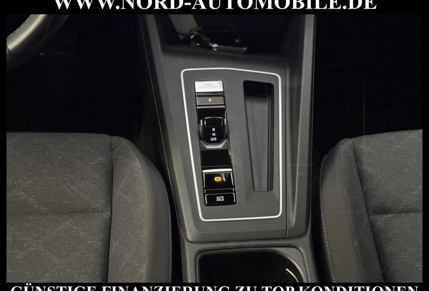 Volkswagen Golf Golf Life 2.0 TDI SCR DSG Navi/LED/Dig.Cockpit/