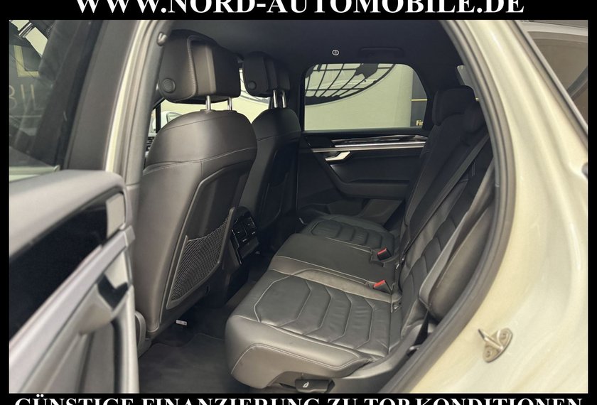 Volkswagen Touareg Touareg 3.0 TDI R-Line 4MOT AHK/Kamera/20/MJ2023