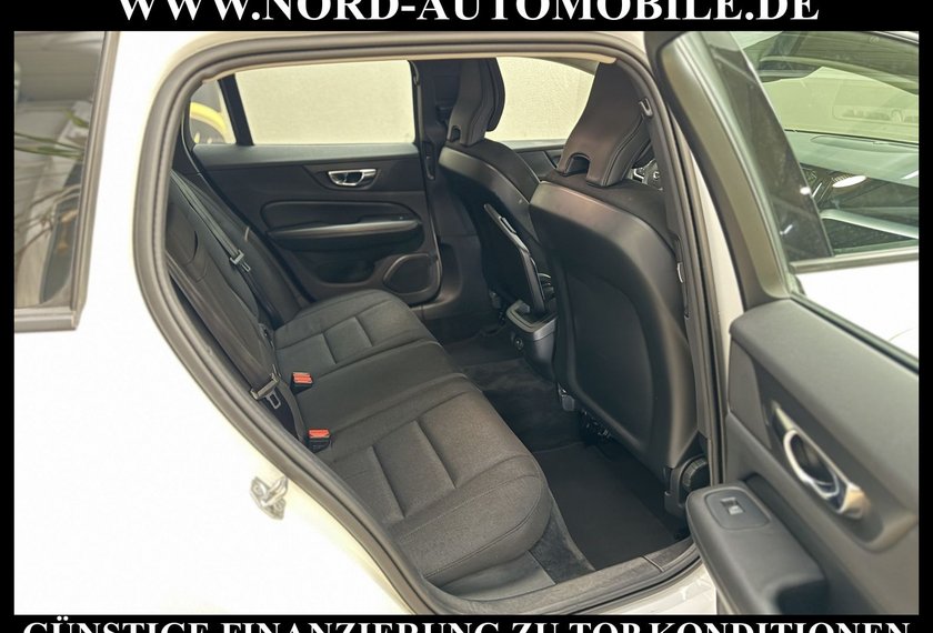 Volvo V60 V60 Kombi B3 B Momentum *LED*Navi*Kamera*SHZ*17Z