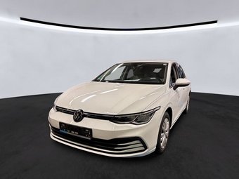 Volkswagen Golf Golf VIII Lim.1.5 eTSI DSG Head-Up/Side&amp;Lane/Nav