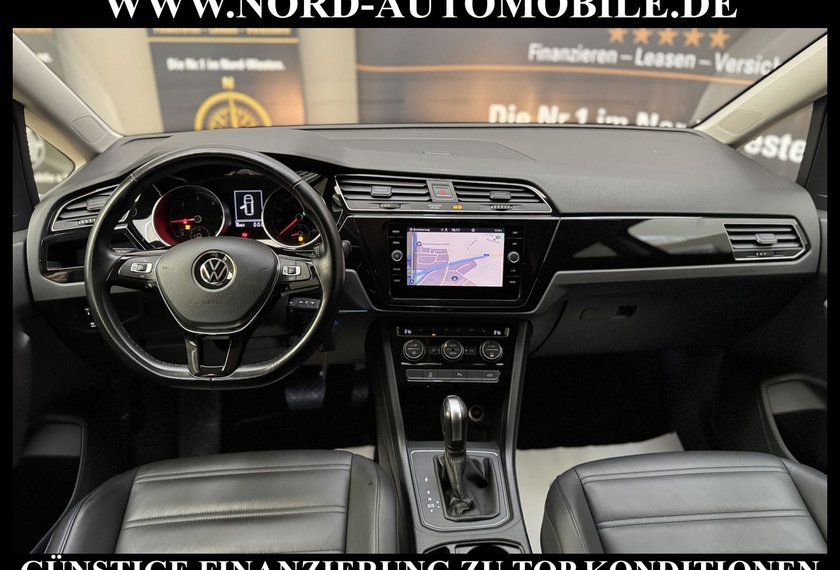 Volkswagen Touran Touran Comfortline 2.0 TDI DSG Leder/AHK/Navi/