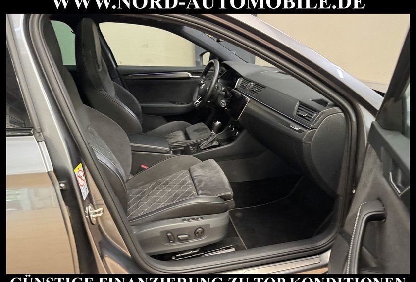 Skoda Superb Superb iV Combi Sportline 1.4 TSI DSG Pano/19