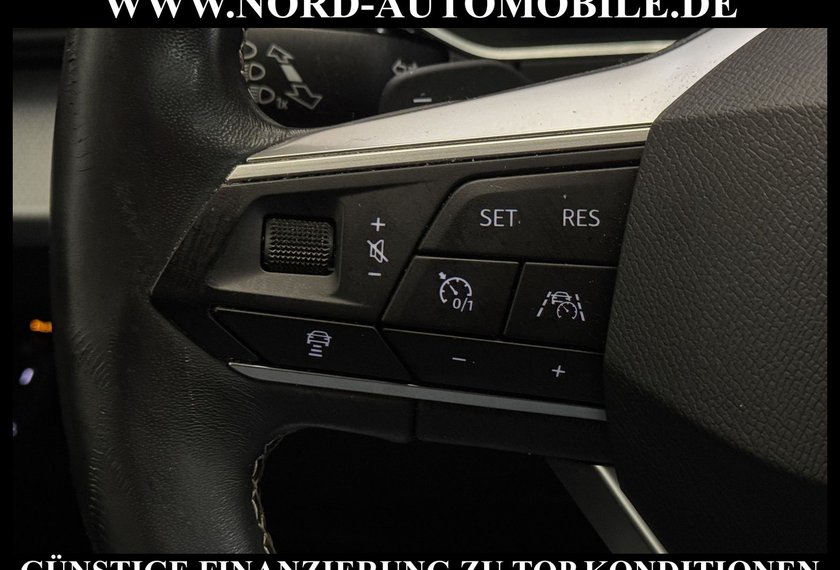Seat Tarraco Tarraco 1.5 TSI DSG 7-Sitzer Navi/LED/Kamera Sty