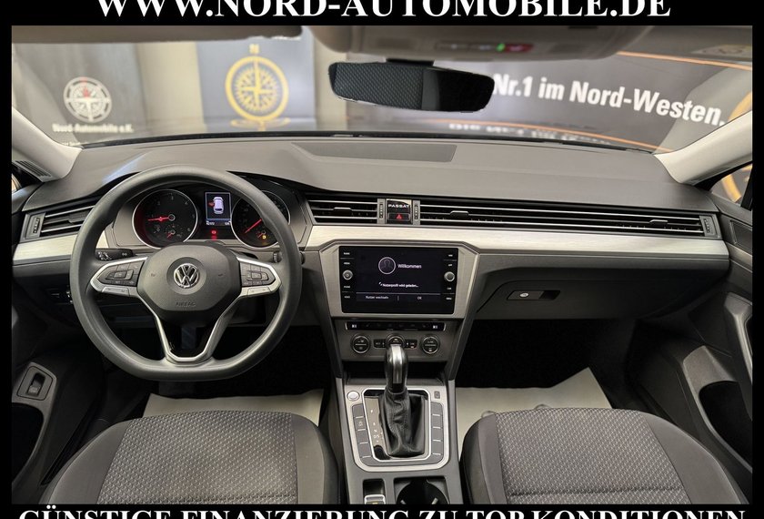 Volkswagen Passat Variant Passat Variant 1.6 TDI DSG Navi/LED/ACC