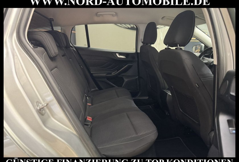 Ford Focus Focus Turnier 1.5 EB Titanium X *AHK*ACC*B&amp;O*HUD