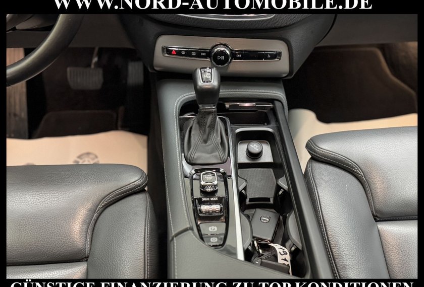 Volvo XC90 XC90 T6 AWD Momentum Pro *7-SITZER*AHK*ACC*KAM*