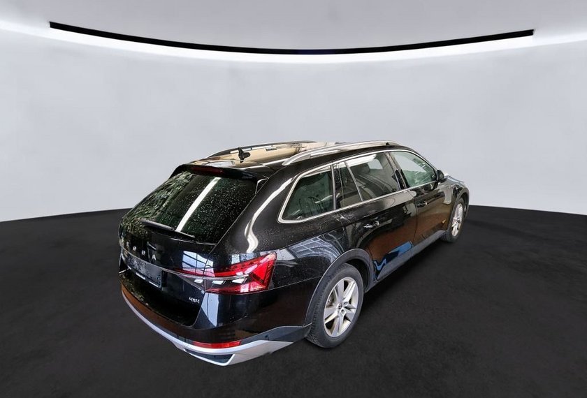 Skoda Superb Superb Scout Combi 2.0 TDI DSG Kamera/Virt.Cockp