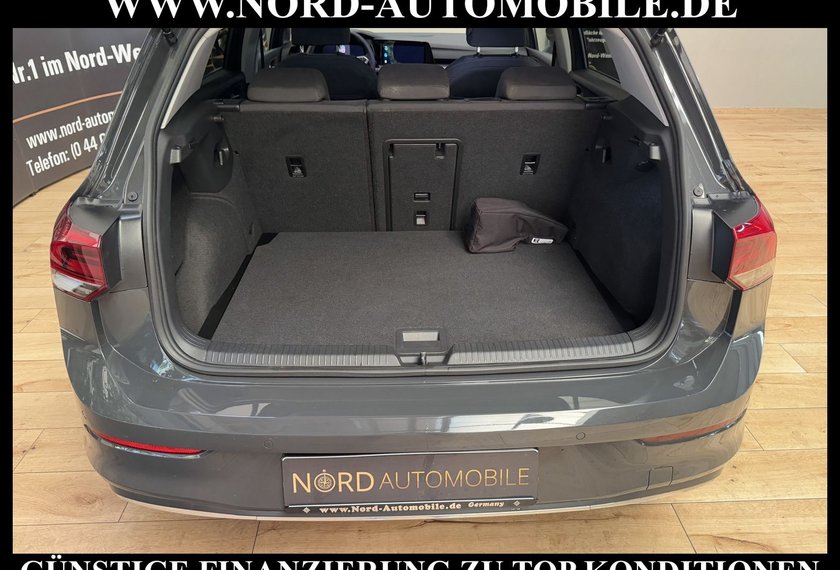 Volkswagen Golf Golf Style 1.5 eTSI DSG Navi/LED/PDC/ACC