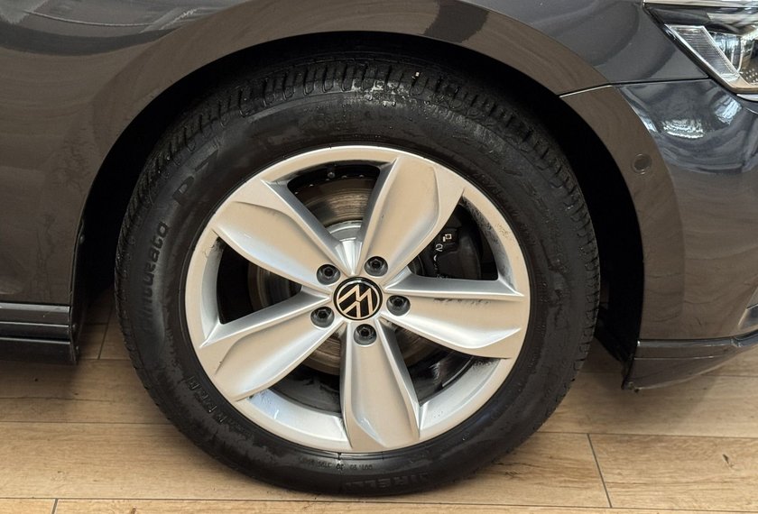 Volkswagen Passat Variant Passat Variant 2.0 TDI Business DSG Kamera/Matri