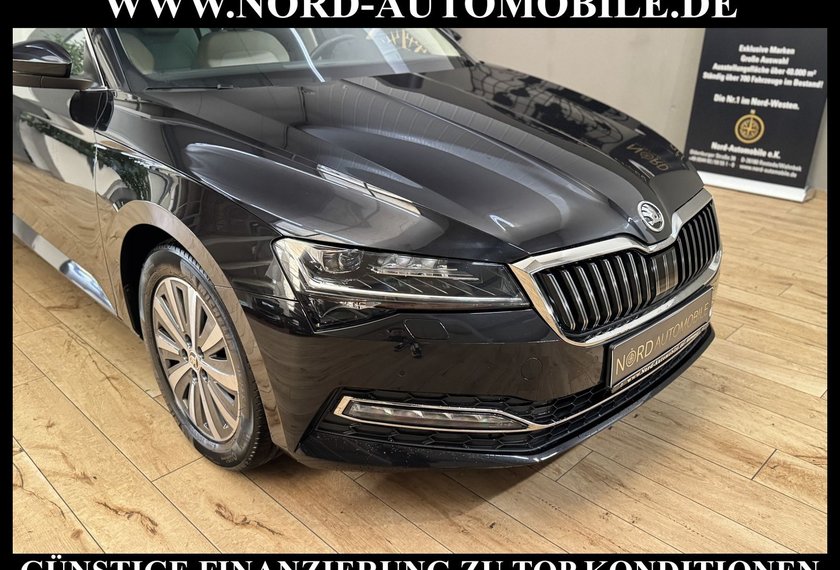 Skoda Superb Superb Combi 2.0 TDI Style DSG Kamera/Navi/LED