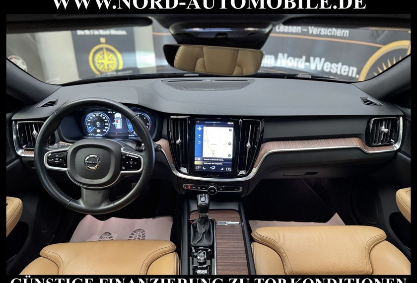 Volvo V60 V60 Cross Country Pro AWD LED*PANO*H&amp;K*KAM*LEDER