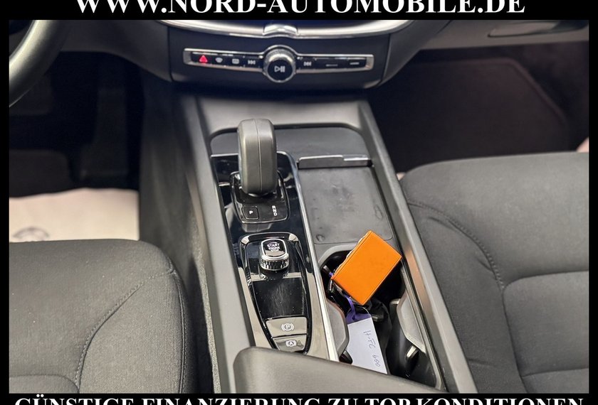 Volvo XC60 XC60 B4 Diesel Momentum Pro *AHK*KAM*18Z*UPE:57