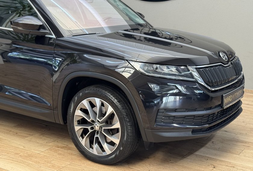 Skoda Kodiaq Kodiaq 2.0 TSI Clever 4x4 *AHK*VIRTUAL*360°*STHZ