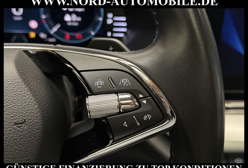 Skoda Octavia Octavia Combi Style 2.0 TDI DSG Pano/AHK/Head-Up