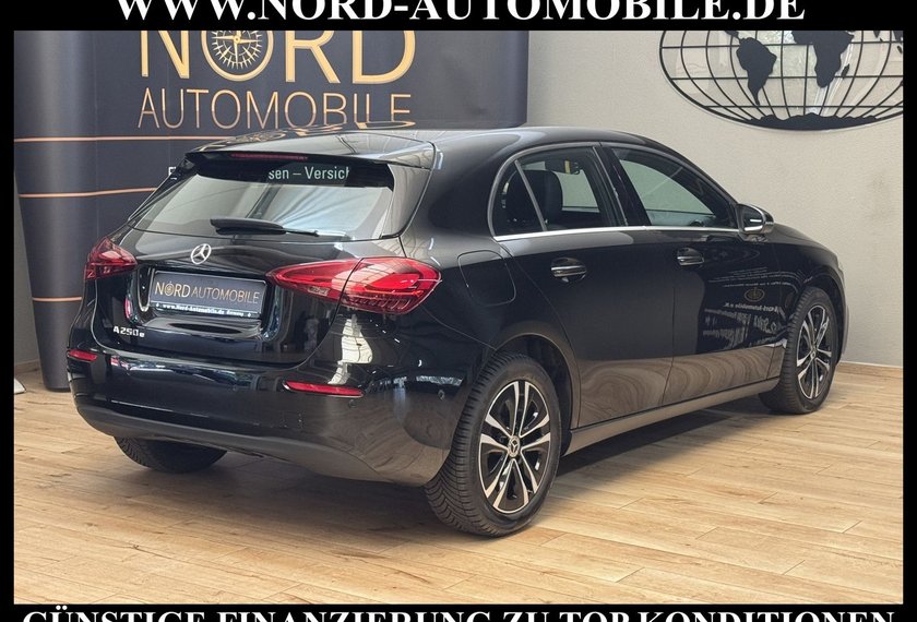 Mercedes-Benz A 250 A 250 e *Distro+*LED*Navi*Kamera*Carplay*17ZOLL*