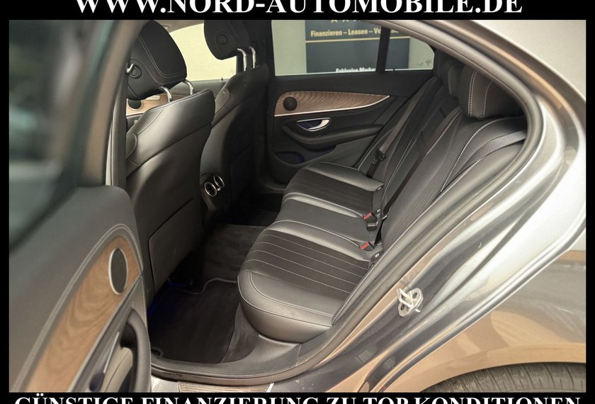 Mercedes-Benz E 220 E 220 d Lim. Exclusive *Distro+*Comand*360°*LED*