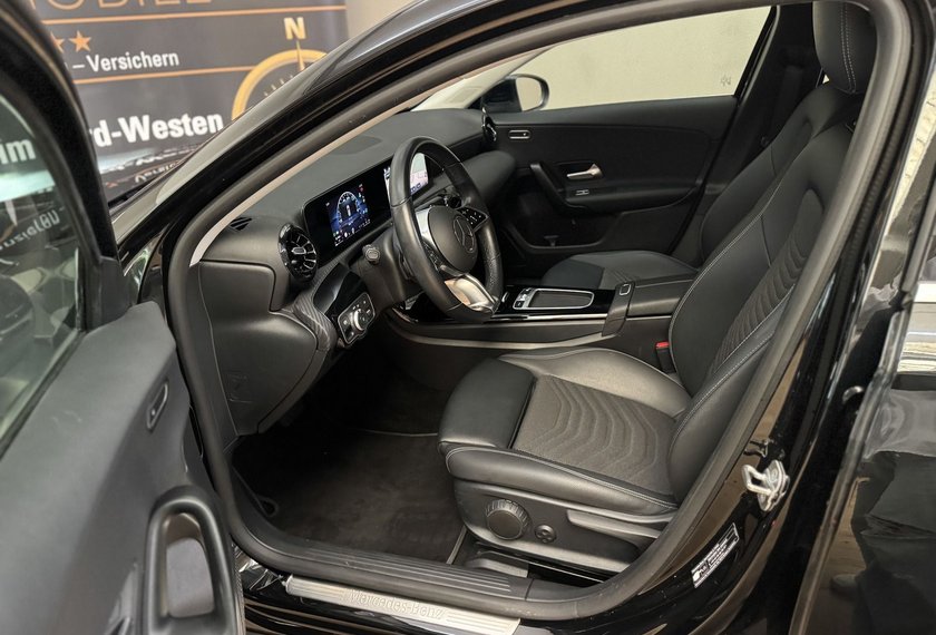 Mercedes-Benz A 200 A 200 d Entry *LED*MBUX*AHK*Kamera*Spur*SHZ*