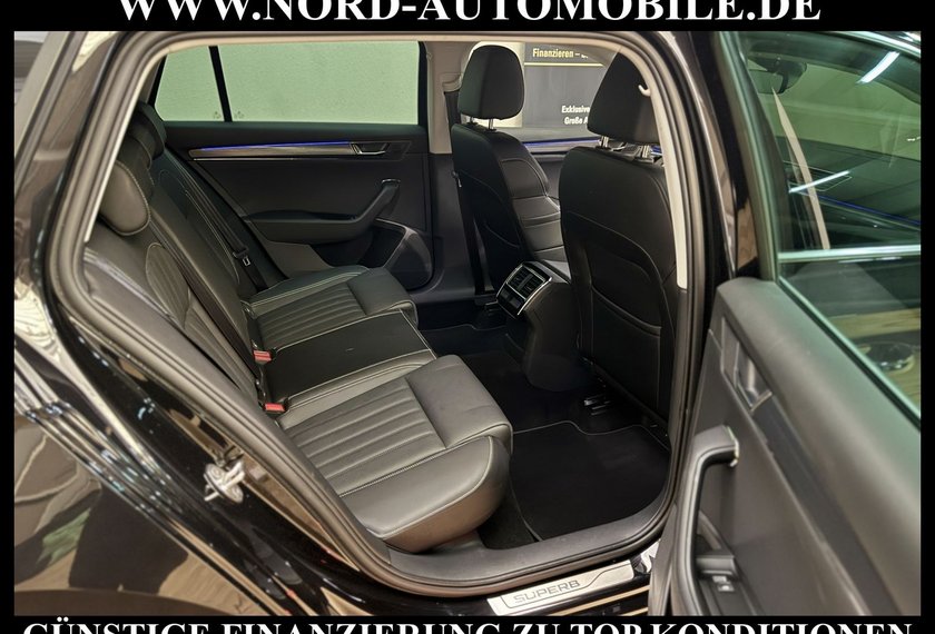 Skoda Superb Superb Combi STYLE TDI DSG*AHK*STHZ*LEDER*UPE62*