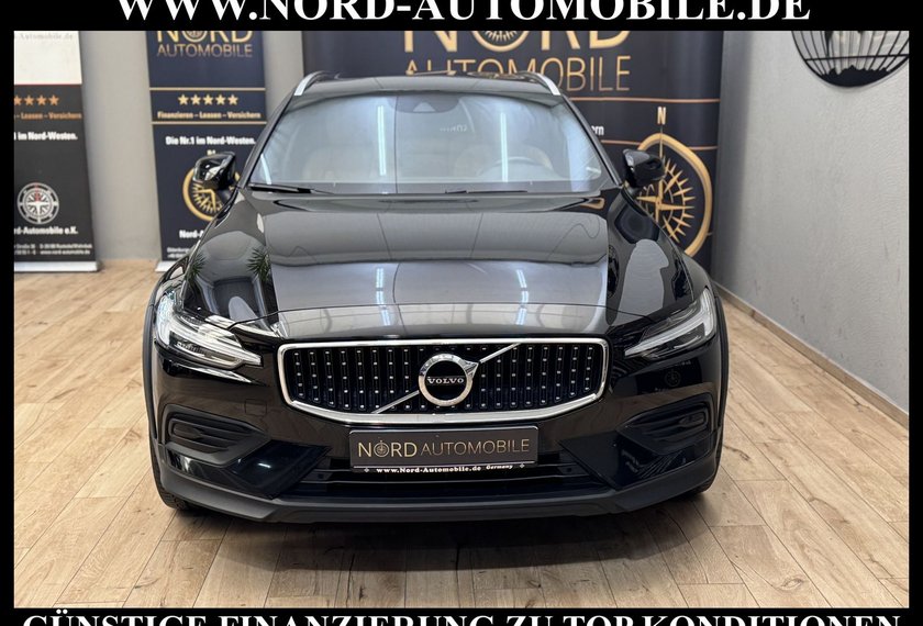 Volvo V60 V60 Cross Country Pro AWD LED*PANO*H&amp;K*KAM*LEDER