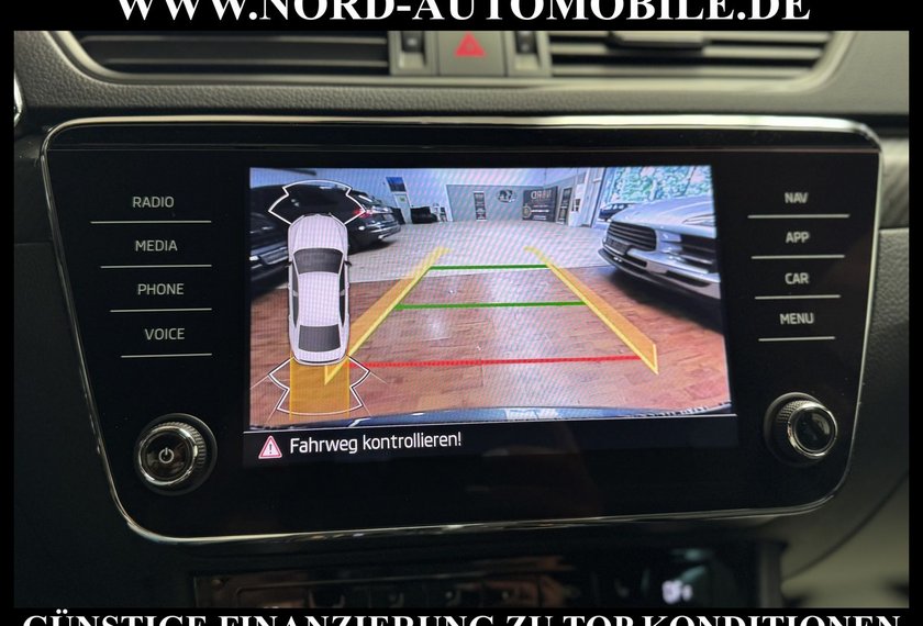 Skoda Superb Superb iV Limousine Sportline 1.4 TSI AHK/Virt.C