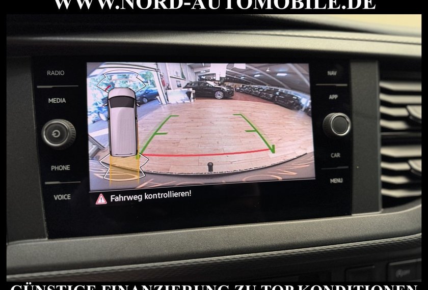 Volkswagen  T6.1 Kastenwagen LANG DSG *AHK*KLIMA*NAVI*KAM*