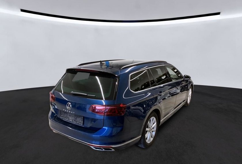 Volkswagen Passat Variant Passat Variant R-Line 2.0 TSI DSG Matrix/Kamera/