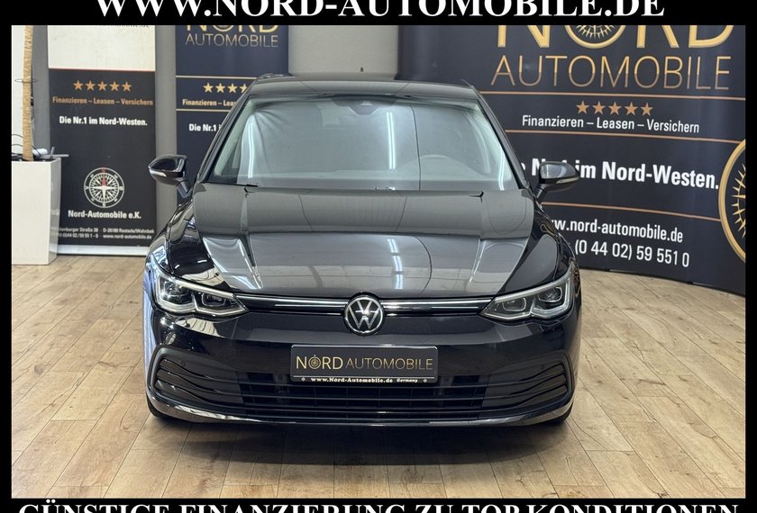 Volkswagen Golf Golf VIII Lim. 1.5 TSI Life Garantie bis 02/28